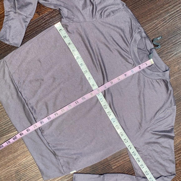 Vuori womens sweater - Picture 5 of 6